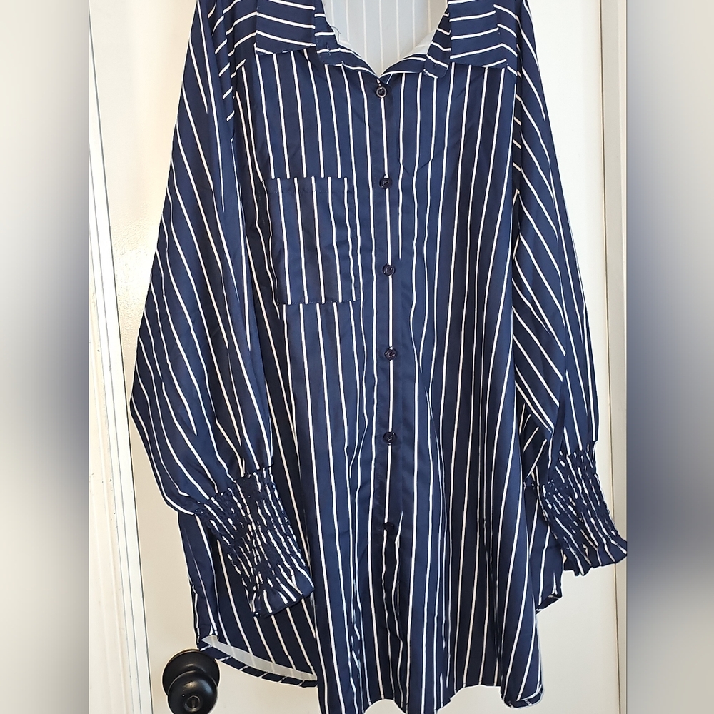 SHEIN Plus Womens Blouse ruffel sleeves  2X